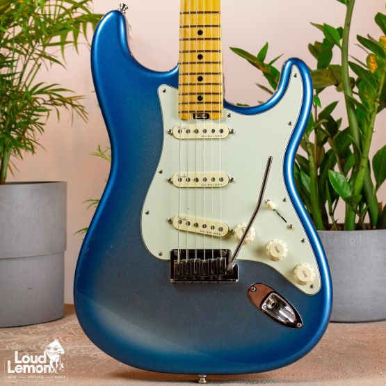 Fender American Elite Stratocaster Sky Burst Metallic 2016 USA электрогитара
