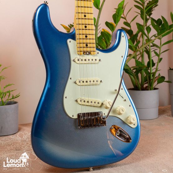 Fender American Elite Stratocaster Sky Burst Metallic 2016 USA электрогитара