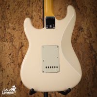 Fender American Original '60s Stratocaster Olympic White 2022 USA электрогитара