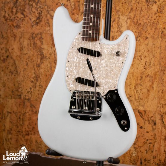 Fender American Performer Mustang Satin Sonic Blue 2019 электрогитара