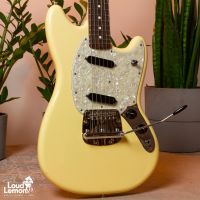 Fender American Performer Mustang Vintage White 2018 USA электрогитара