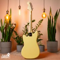 Fender American Performer Mustang Vintage White 2018 USA электрогитара