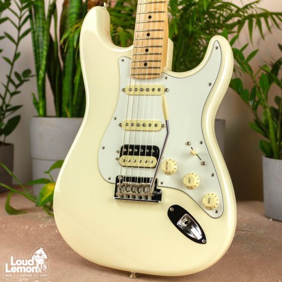 Fender American Professional HSS Shawbucker Stratocaster Olympic White 2019 USA электрогитара