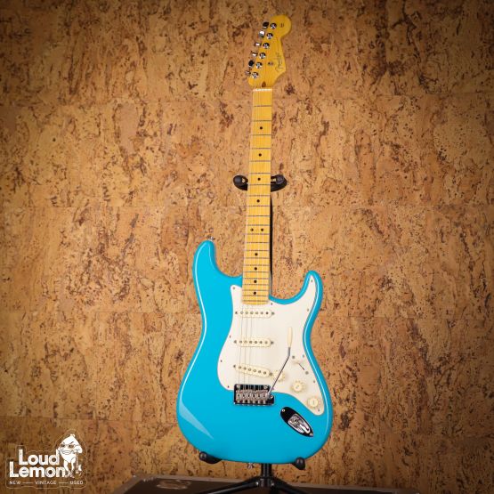 Fender American Professional II Stratocaster Miami Blue 2020 USA электрогитара