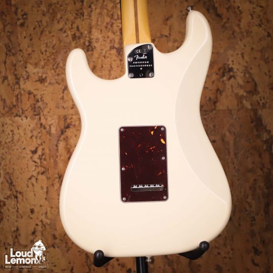 Fender American Professional II Stratocaster HSS Olympic White 2020 USA электрогитара