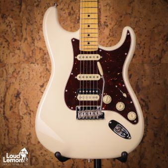 Fender American Professional II Stratocaster HSS Olympic White 2020 USA электрогитара