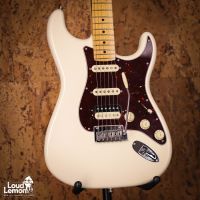 Fender American Professional II Stratocaster HSS Olympic White 2020 USA электрогитара