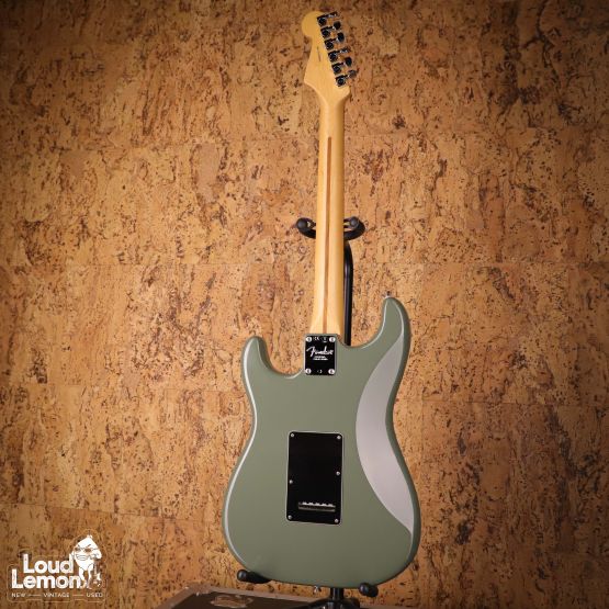 Fender American Professional Stratocaster Antique Olive 2016 USA электрогитара