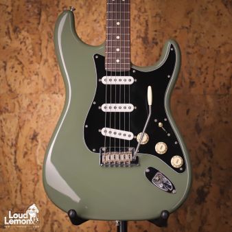 Fender American Professional Stratocaster Antique Olive 2016 USA электрогитара