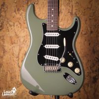 Fender American Professional Stratocaster Antique Olive 2016 USA электрогитара