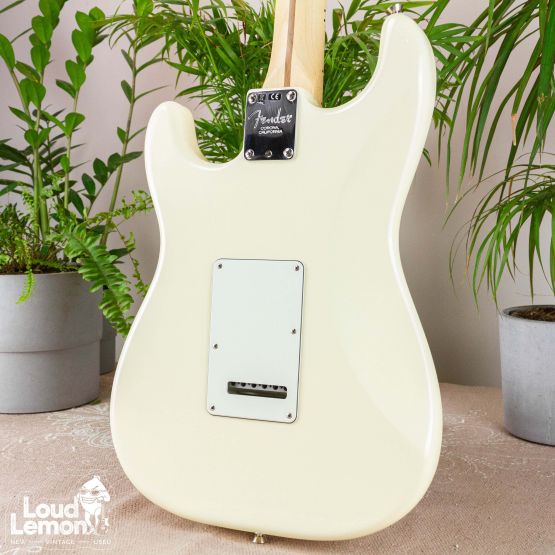 Fender American Professional Stratocaster Olympic White 2019 USA электрогитара