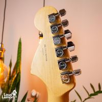 ‌Fender American Special Stratocaster Candy Apple Red 2012 USA электрогитара
