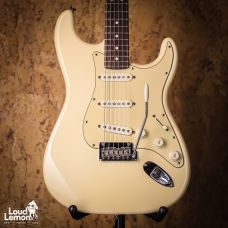 Fender American Standard Olympic White 2008 USA элекртогитара