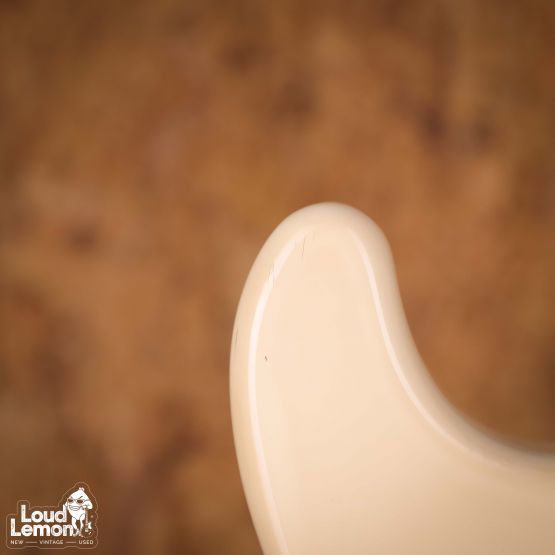 Fender American Standard Stratocaster Arctic White 1993 USA электрогитара