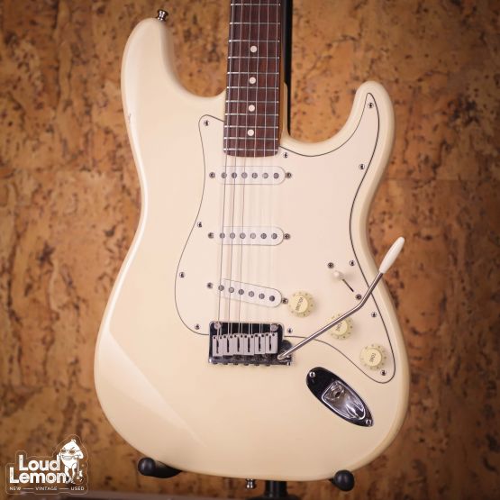 Fender American Standard Stratocaster Arctic White 1993 USA электрогитара