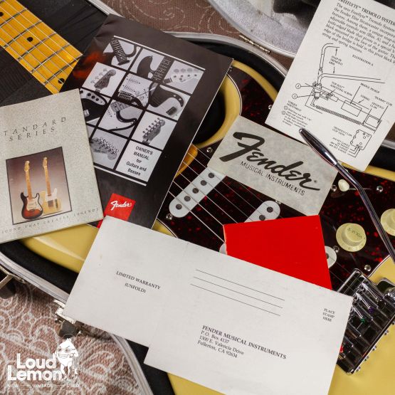 Fender American Standard Stratocaster Dan Smith Vintage White 1983 USA электрогитара