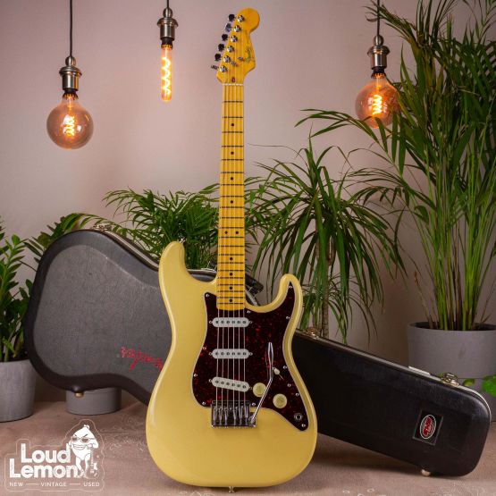 Fender American Standard Stratocaster Dan Smith Vintage White 1983 USA электрогитара