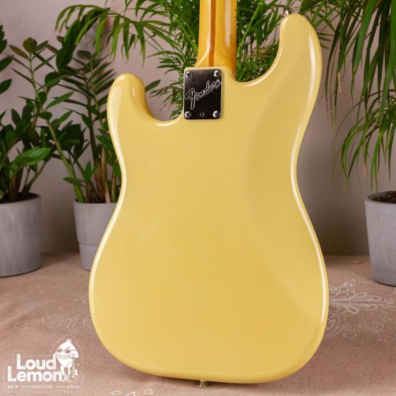 Fender American Standard Stratocaster Dan Smith Vintage White 1983 USA электрогитара