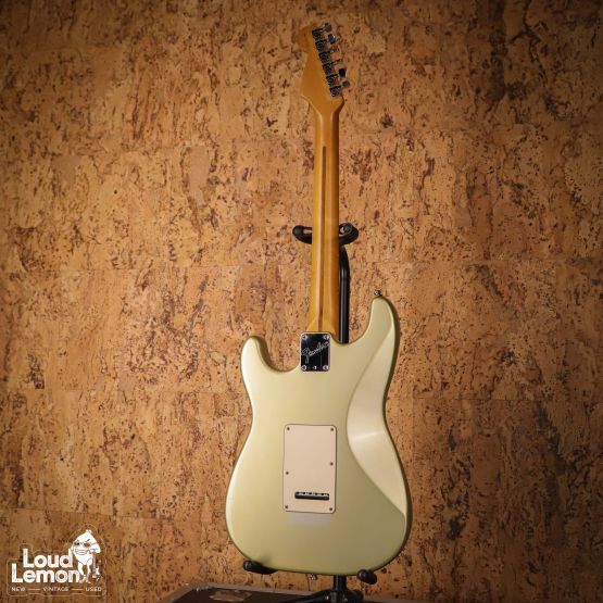 Fender American Standard Stratocaster Inca Silver 1997 USA электрогитара