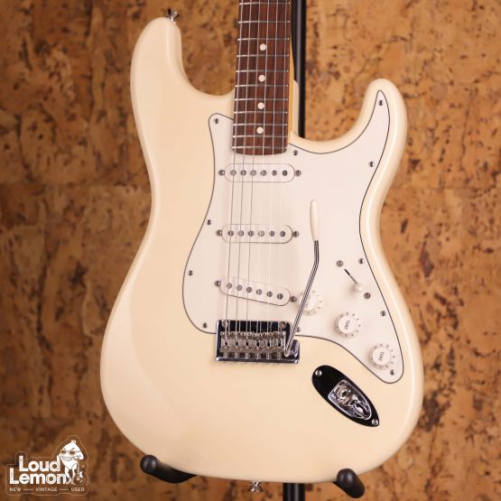 Fender American Standard Stratocaster Olympic White 2008 USA электрогитара