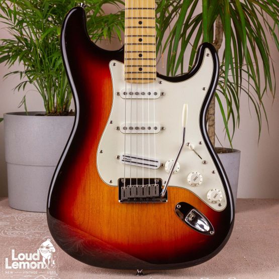 Fender American Standard Stratocaster Sunburst 2006 USA электрогитара