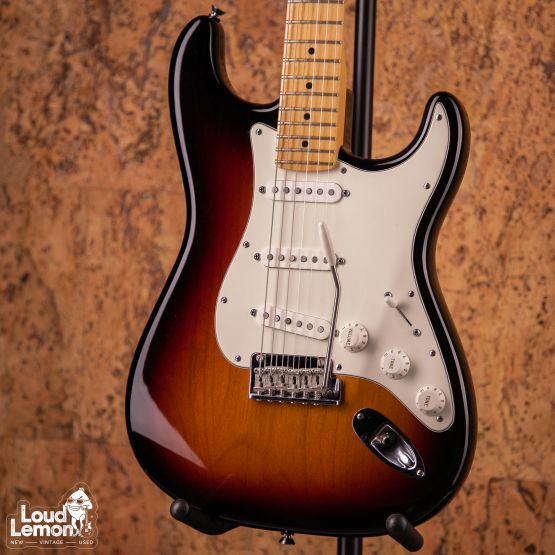 Fender American Standard Stratocaster Sunburst 2011 электрогитара