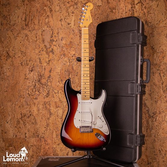 Fender American Standard Stratocaster Sunburst 2011 электрогитара