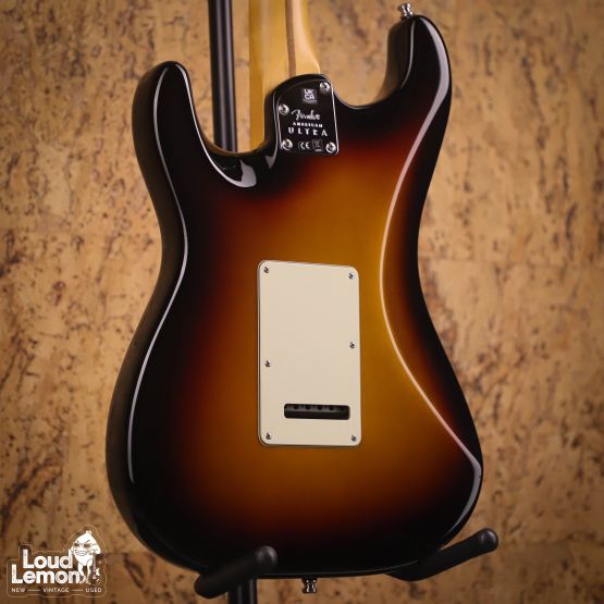 Fender American Ultra Stratocaster Ultraburst 2022 USA электрогитара