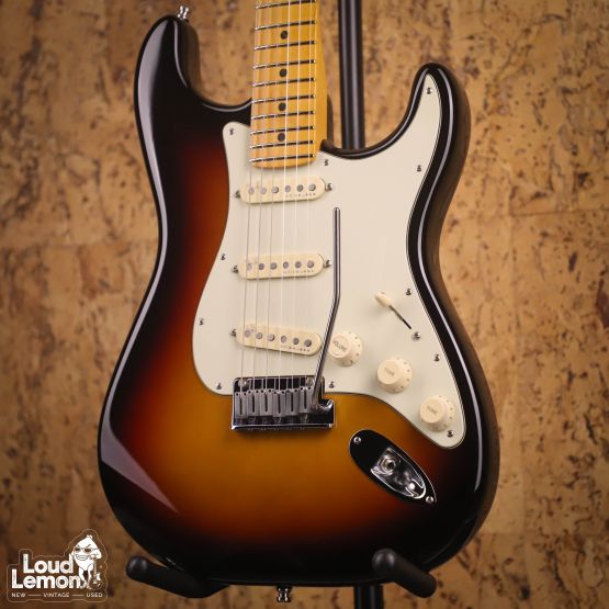 Fender American Ultra Stratocaster Ultraburst 2022 USA электрогитара