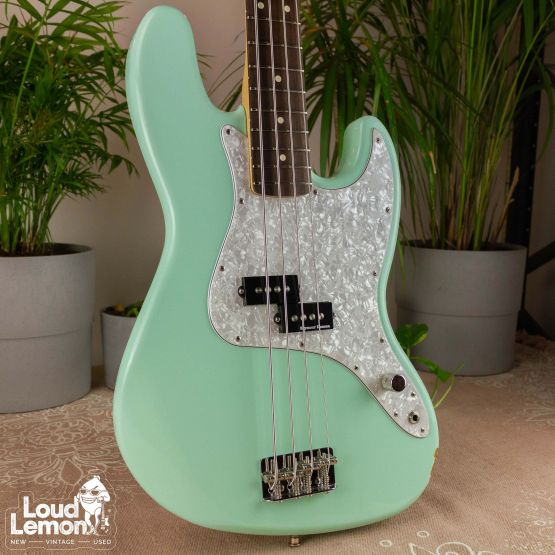 ‌Fender Artist Series Mark Hoppus Signature Precision Bass Surf Green 2008 Mexico бас-гитара