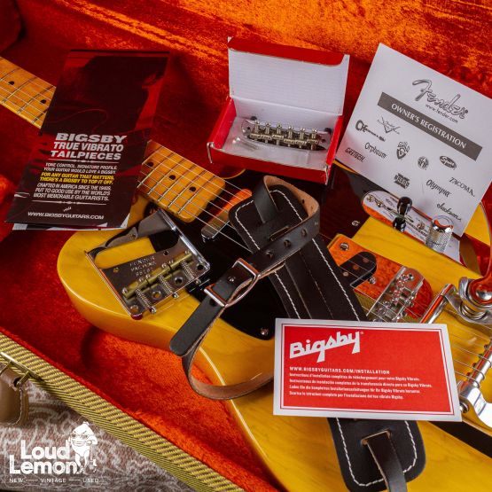 Fender AVRI '52 Telecaster Butterscotch w/Mastery Bridge 2008 USA электрогитара