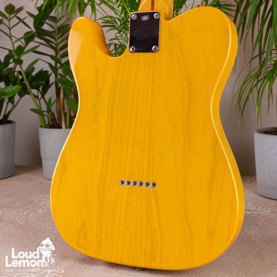 Fender AVRI '52 Telecaster Butterscotch w/Mastery Bridge 2008 USA электрогитара