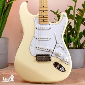 Fender Japan Exclusive '70s Stratocaster Vintage White 2016 Japan электрогитара