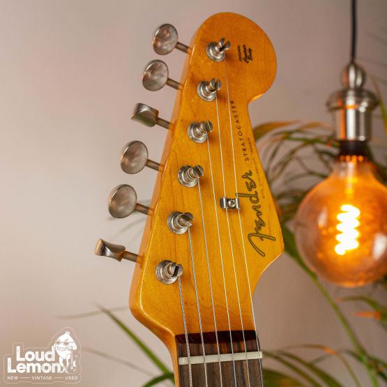 Fender Classic 60's Neck, Classic 70's Body Stratocaster Fiesta Red Mexico электрогитара