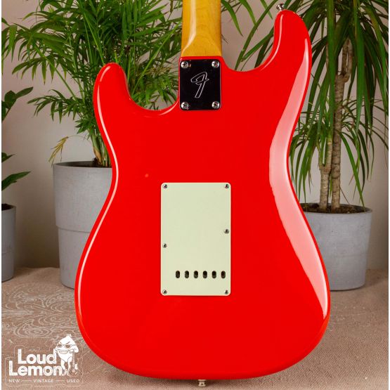 Fender Classic 60's Neck, Classic 70's Body Stratocaster Fiesta Red Mexico электрогитара