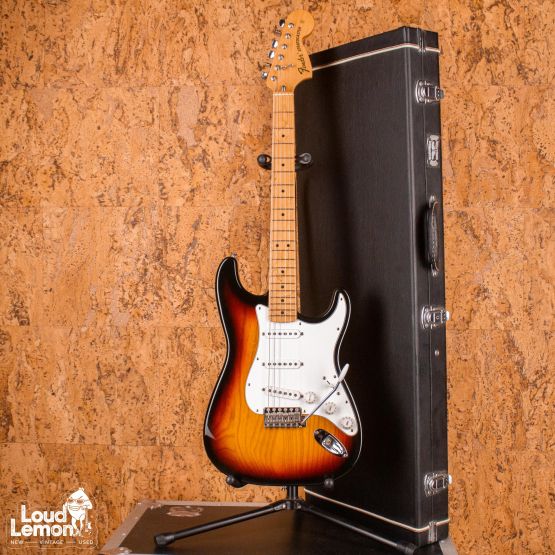 Fender Classic Series '70s Stratocaster Sunburst 2000 Mexico w/ Fender USA Pickups электрогитара