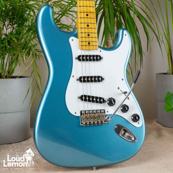 Fender Custom Order ST-57 Stratocaster Lake Placid Blue 1999 Japan электрогитара