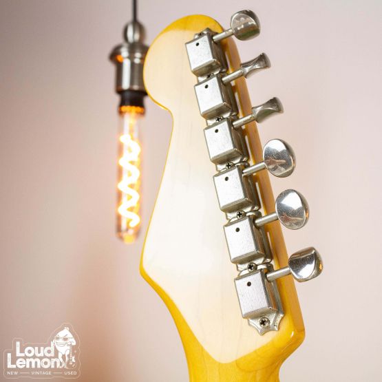 Fender Custom Order ST-57 Stratocaster Lake Placid Blue 1999 Japan электрогитара