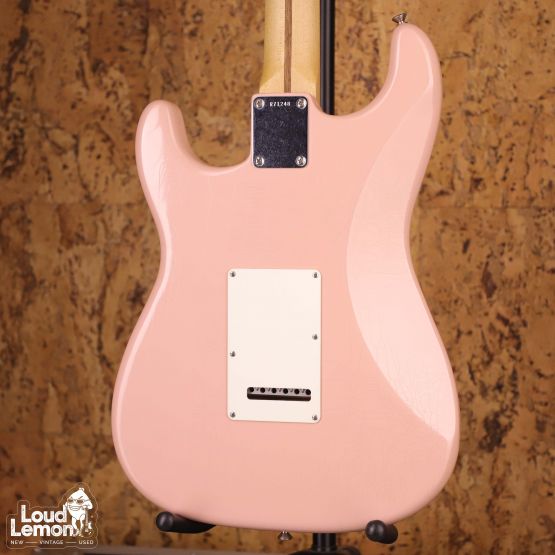 Fender Custom Shop Closet Classic Stratocaster Pro Shell Pink 2013 USA электрогитара