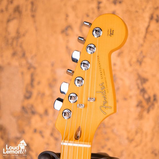 Fender Custom Shop Custom Deluxe Stratocaster Aged Cherry Sunburst 2013 USA электрогитара