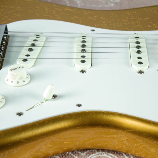 Fender Custom Shop Jimmie Vaughan Stratocaster Aztec Gold Relic 2018 USA электрогитара