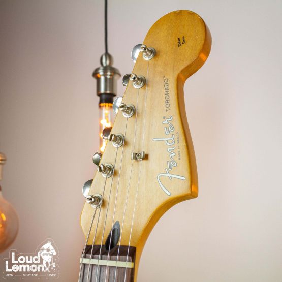 Fender Deluxe Series Toronado HH Candy Apple Red 1998 Mexico электрогитара
