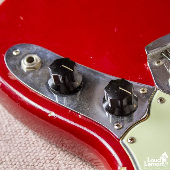 Fender Duo-Sonic Dakota Red 1963 USA электрогитара