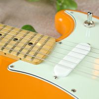 Fender Duo-Sonic Maple Fingerboard Capri Orange электрогитара