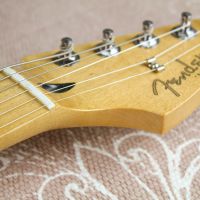 Fender Duo-Sonic Maple Fingerboard Capri Orange электрогитара
