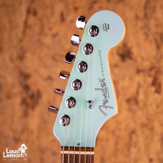 Fender FSR Limited Edition American Standard Stratocaster with Matching Headstock Daphne Blue 2009 USA электрогитара