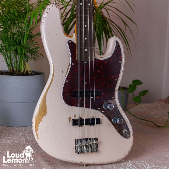 Fender Flea Jazz Bass Road Worn Faded Shell Pink 2018 Mexico бас-гитара