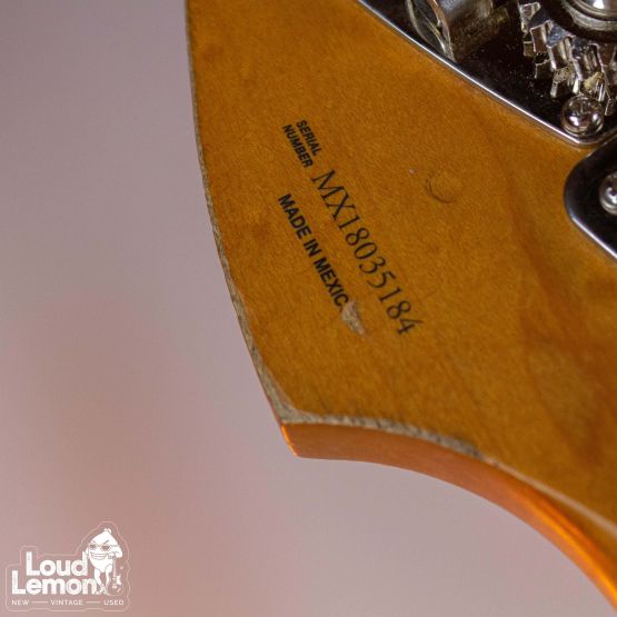Fender Flea Jazz Bass Road Worn Faded Shell Pink 2018 Mexico бас-гитара