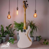 Fender Flea Jazz Bass Road Worn Faded Shell Pink 2018 Mexico бас-гитара