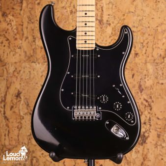 Fender Highway One Stratocaster Black 2009 USA w/Hard Case электрогитара